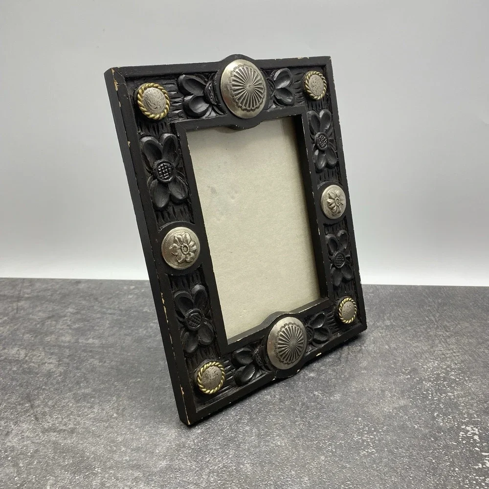 Western Style Picture Frame Carved Wood Silver Tone Concho 4x6 Photo 8.5